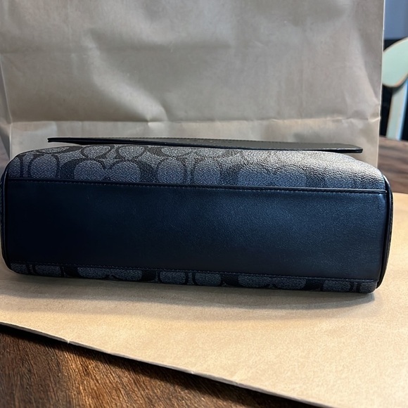 Houston Map Bag In Signature Canvas(Coach) - Picture 8 of 9